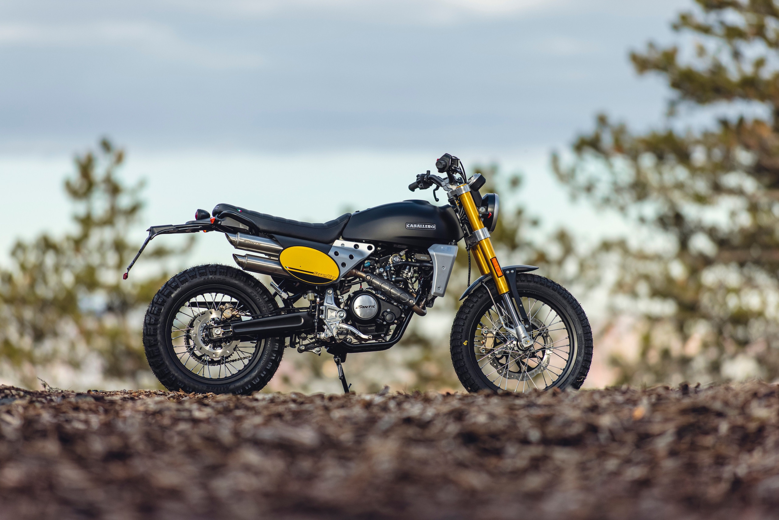 Fantic Motor Caballero 125 Scrambler prezzo, velocità, scheda e rilevamenti