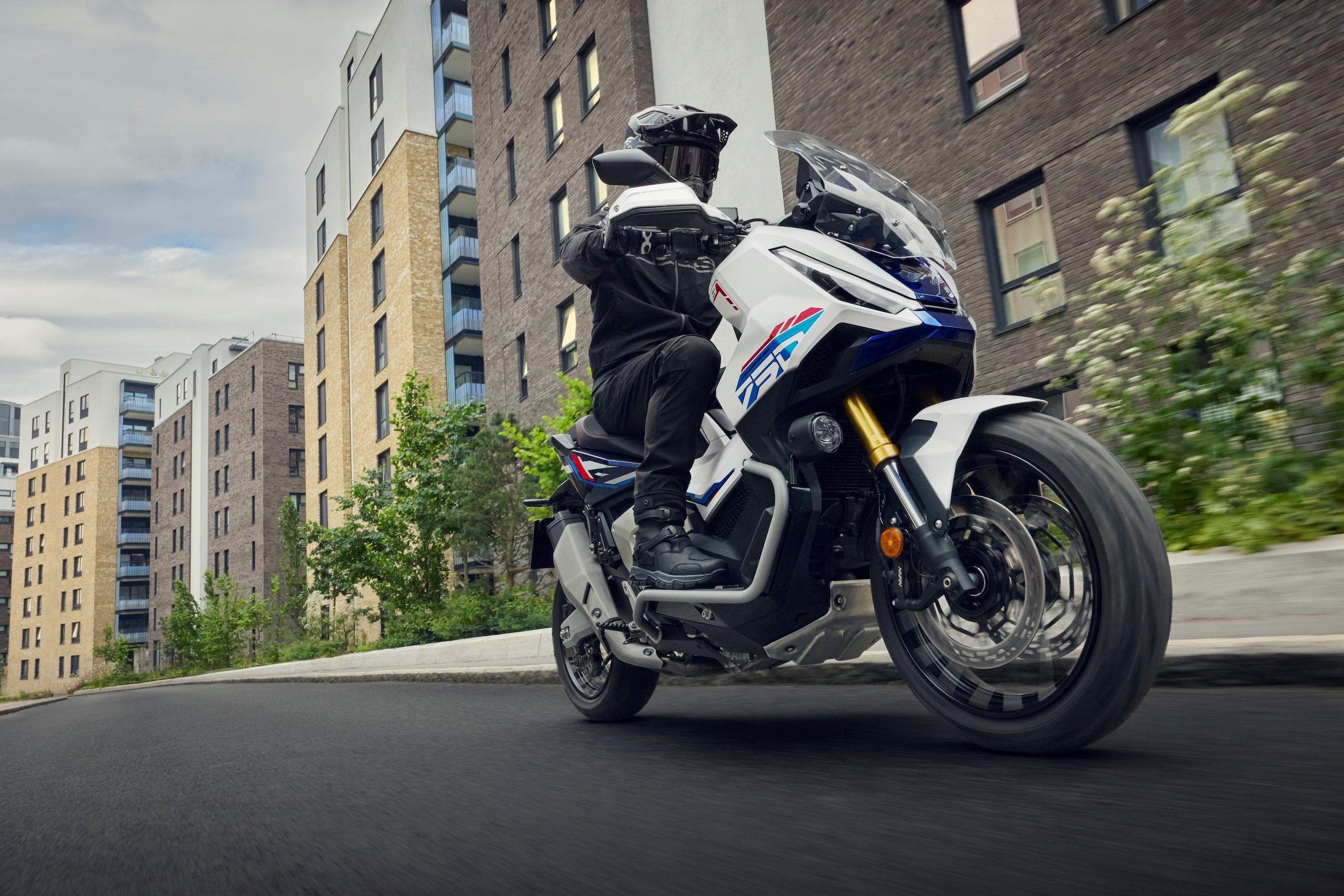 Honda X-ADV 750 DCT Travel Special Edition