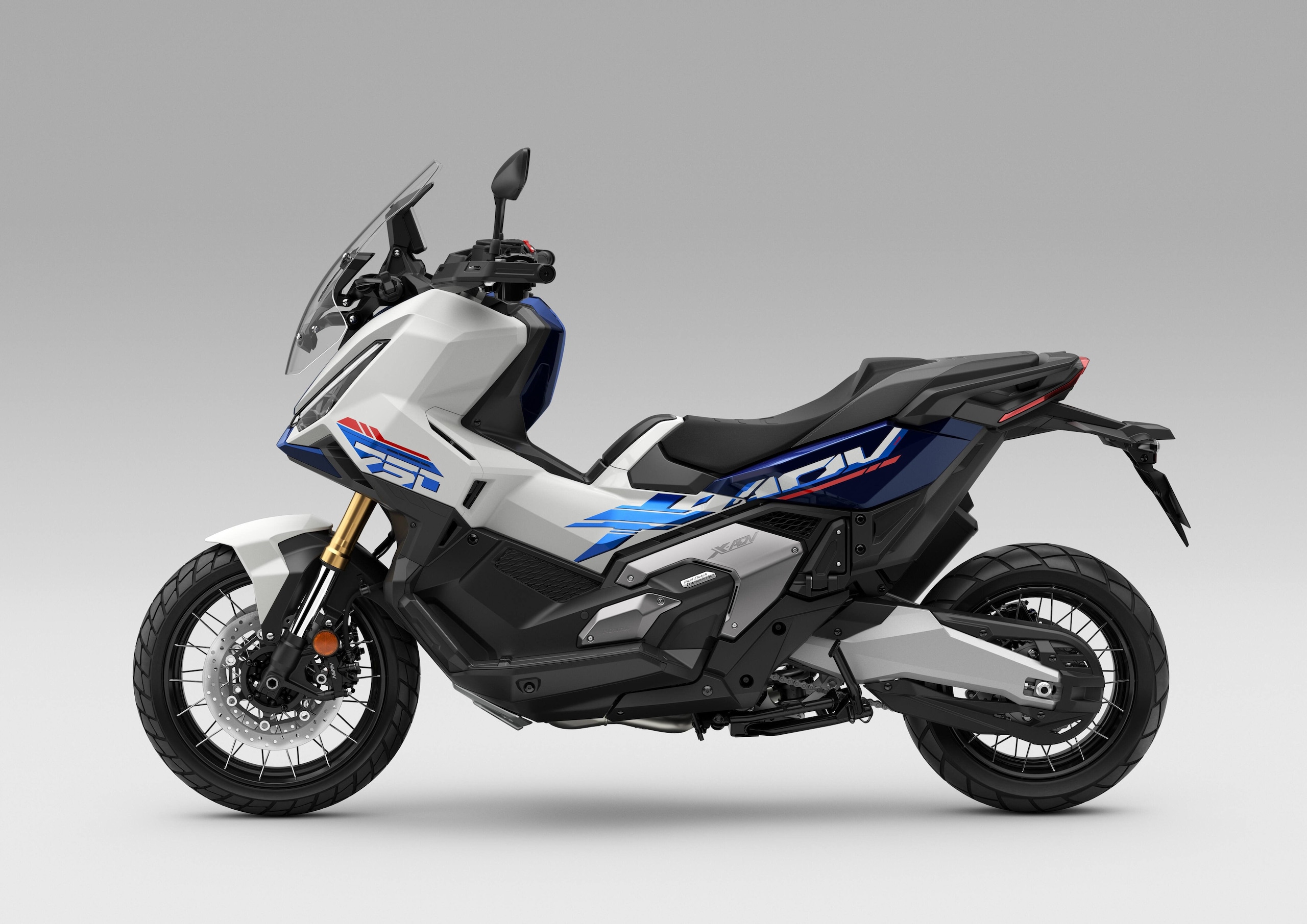 Honda X-ADV 750 DCT Travel Special Edition