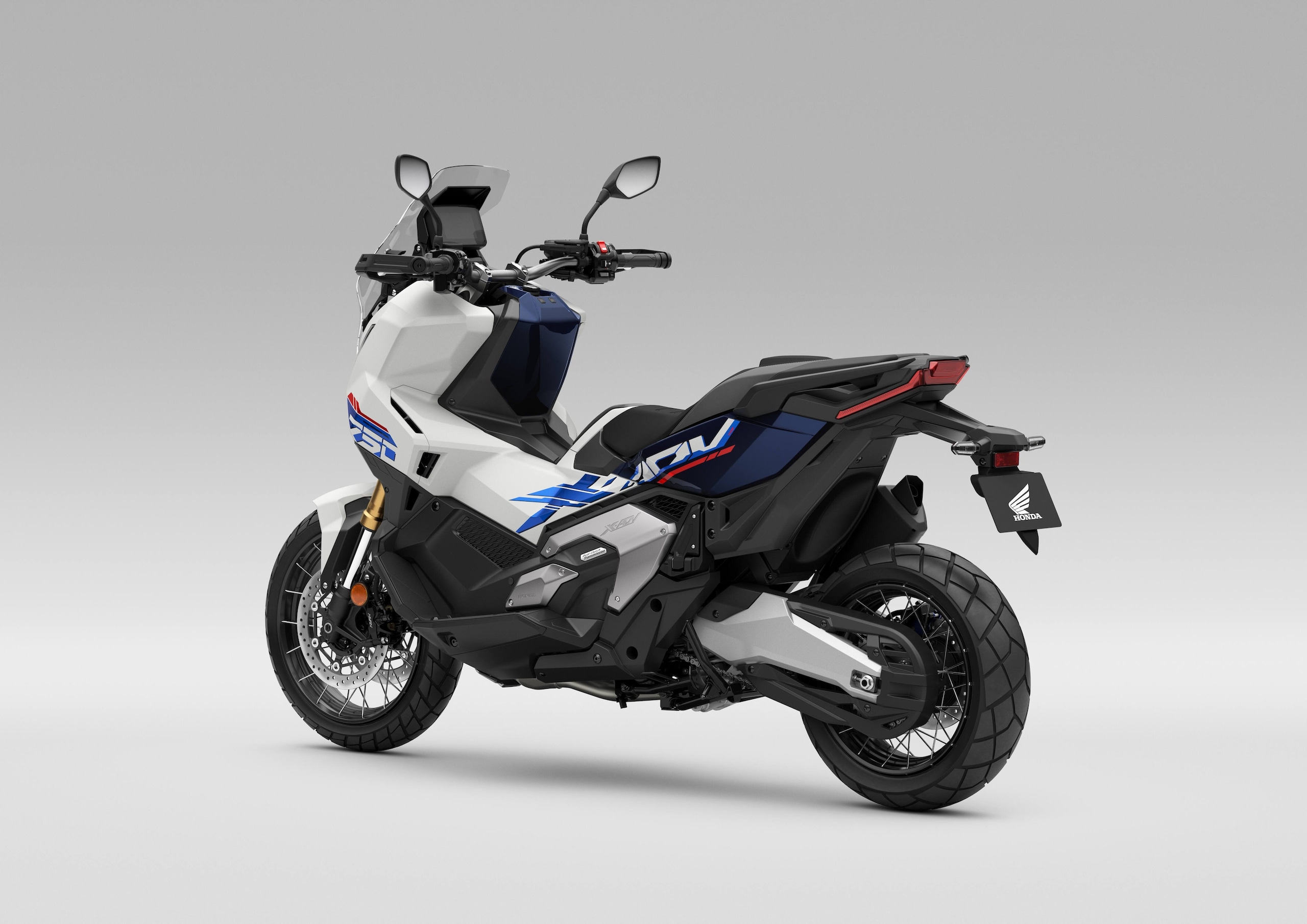 Honda X-ADV 750 DCT Travel Special Edition