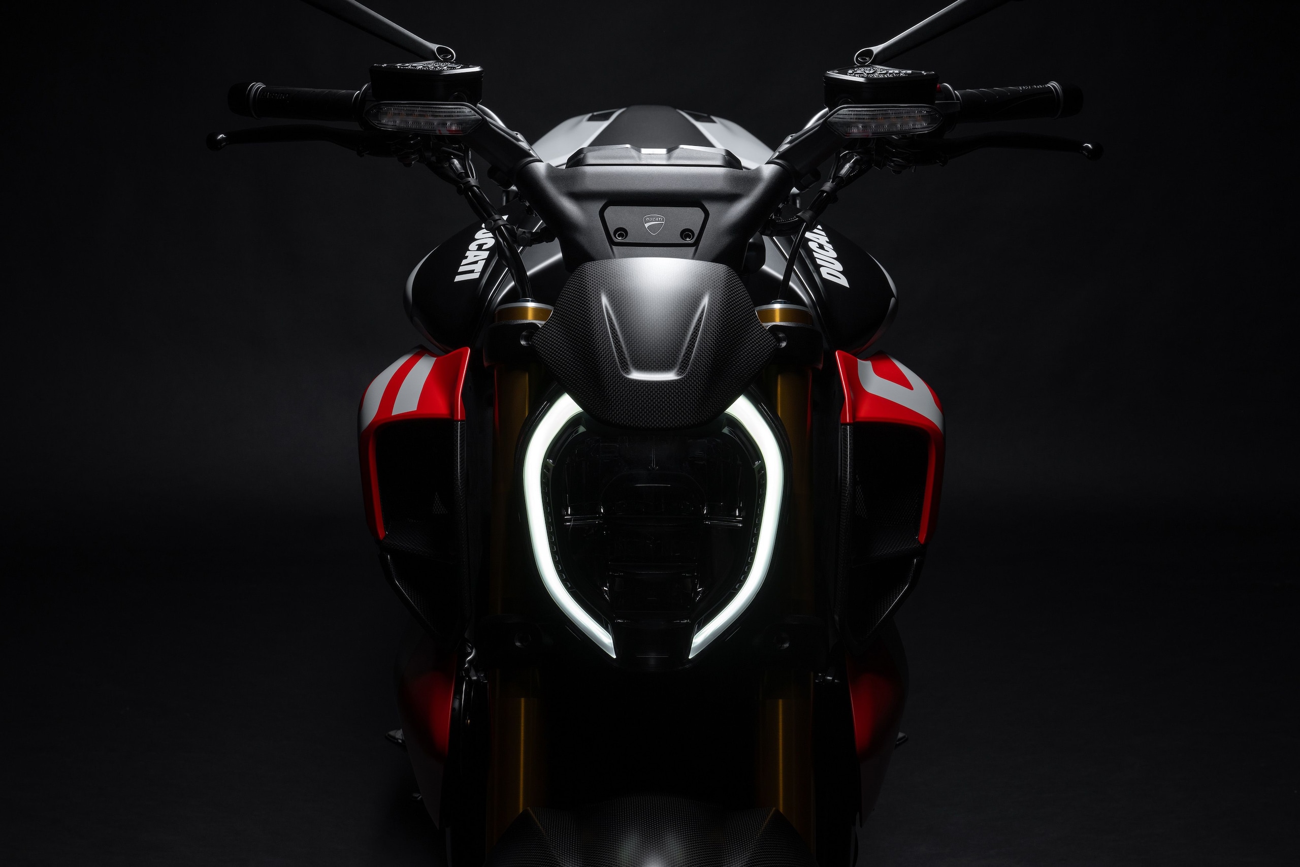 Ducati Diavel V4 RS