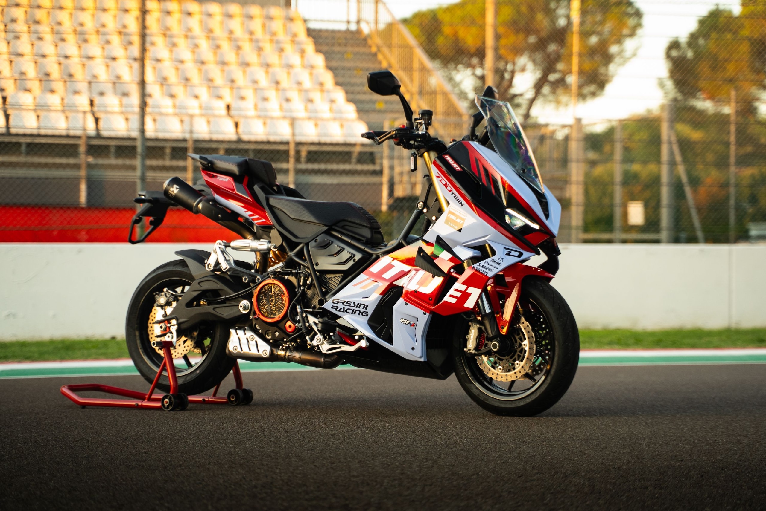 Italjet Dragster 700 Twin Limited Edition Team Gresini