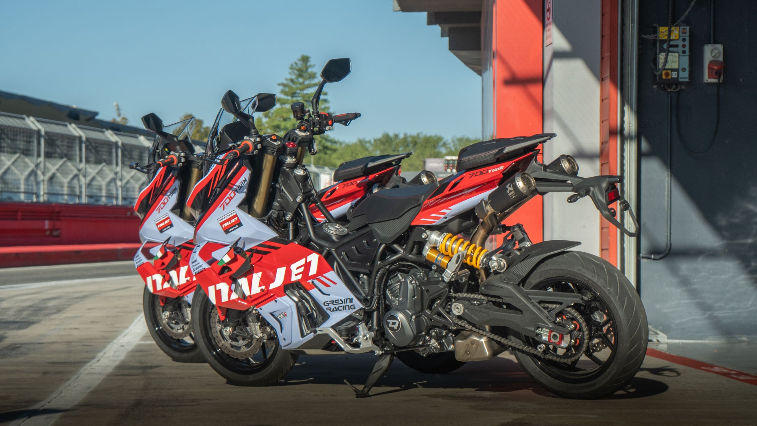Italjet Dragster 700 Twin Limited Edition Team Gresini