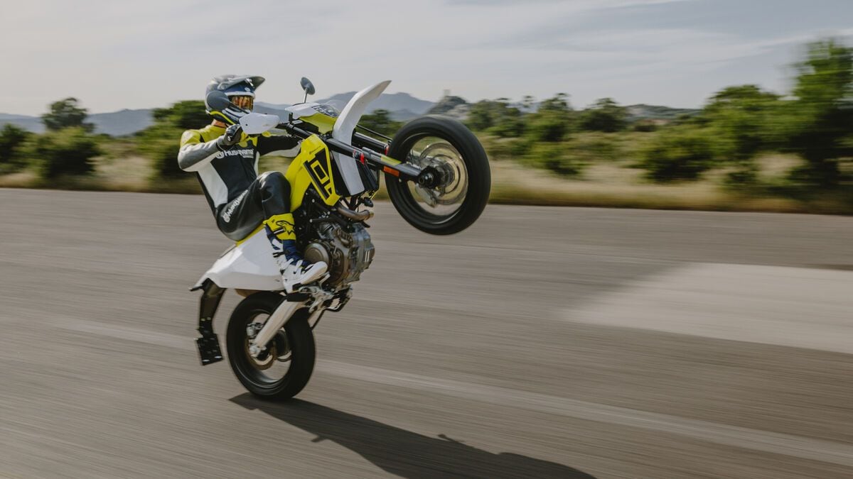 Husqvarna 701 Supermoto
