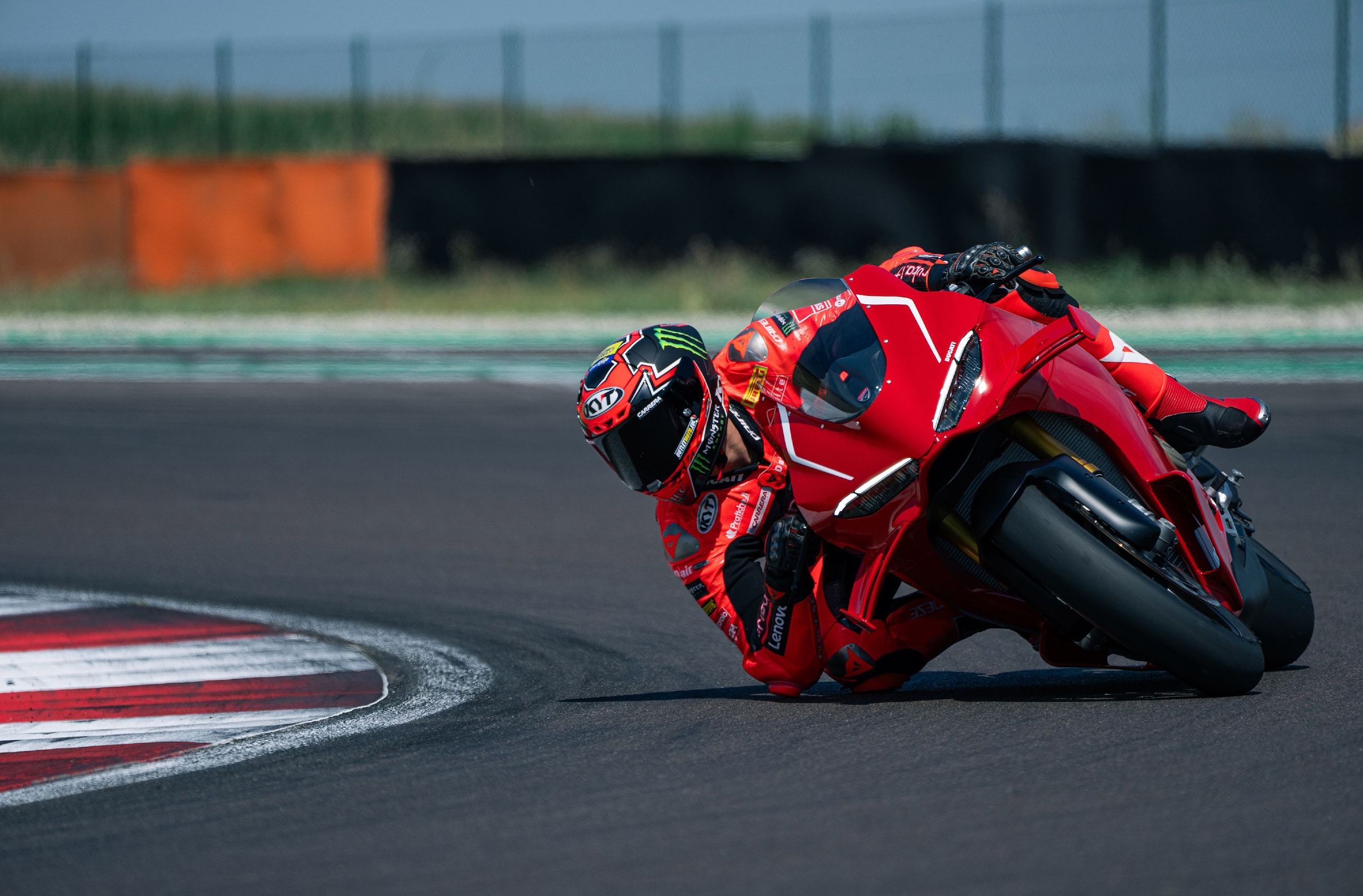 Ducati Panigale V4 R